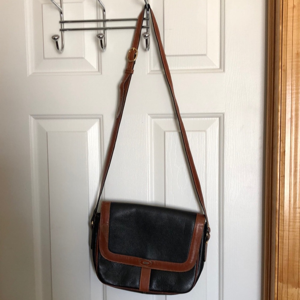 Vintage Bally made in Italy Crossbody bag.